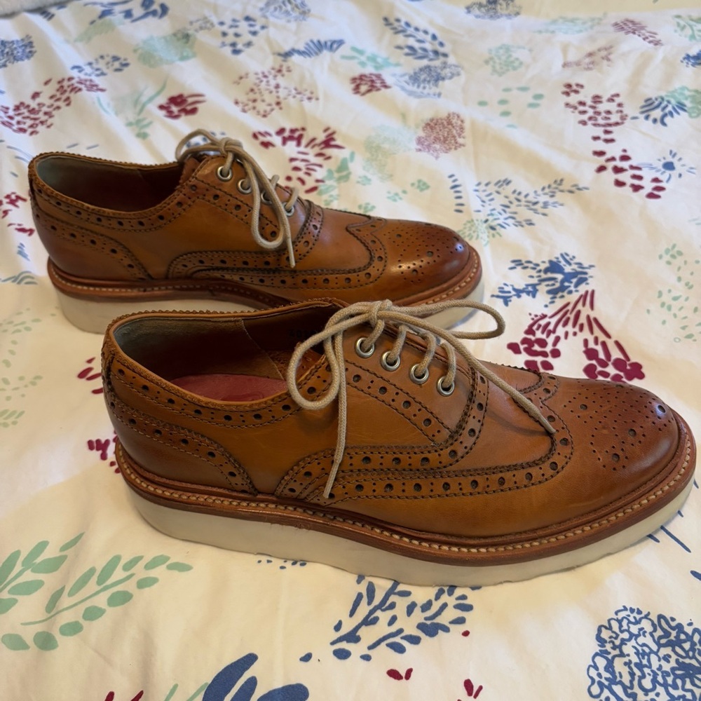 Grenson, Oxford Brogues Emily, EUC slight platform
